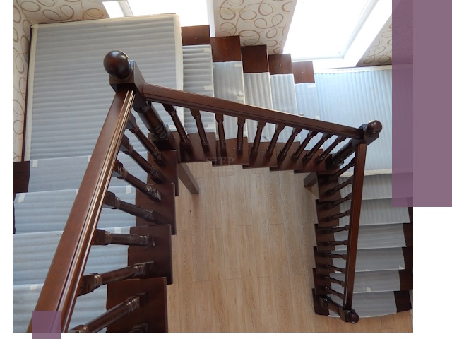 П-образные лестницы под ключ в Выборге — изготовление и монтаж