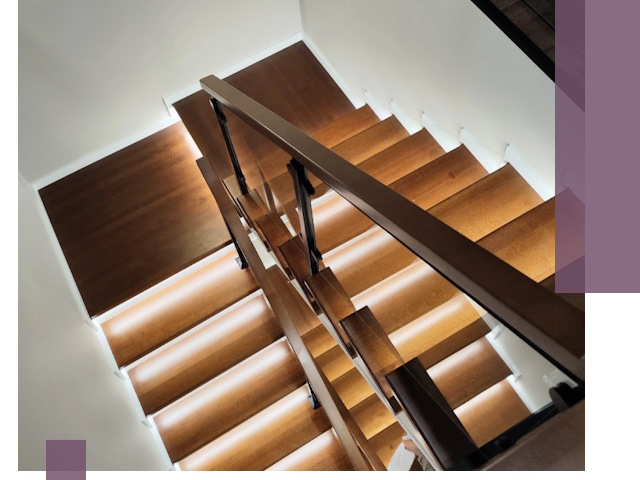 Изготовление П-образных лестниц под ключ в Выборге