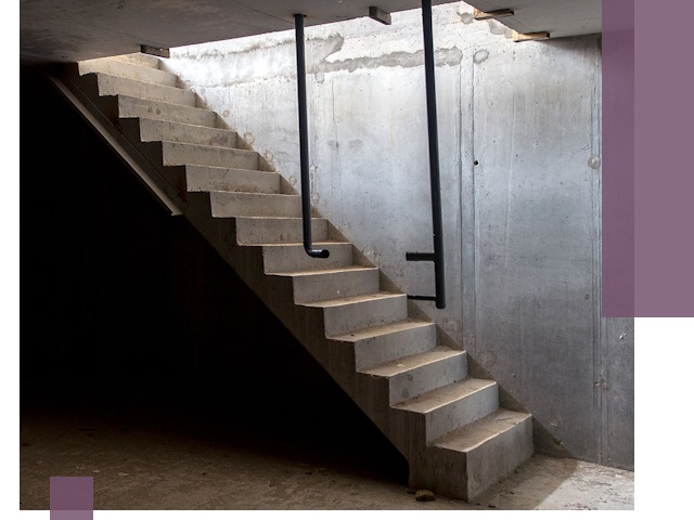 Изготовление и монтаж лестниц в подвале в Выборге