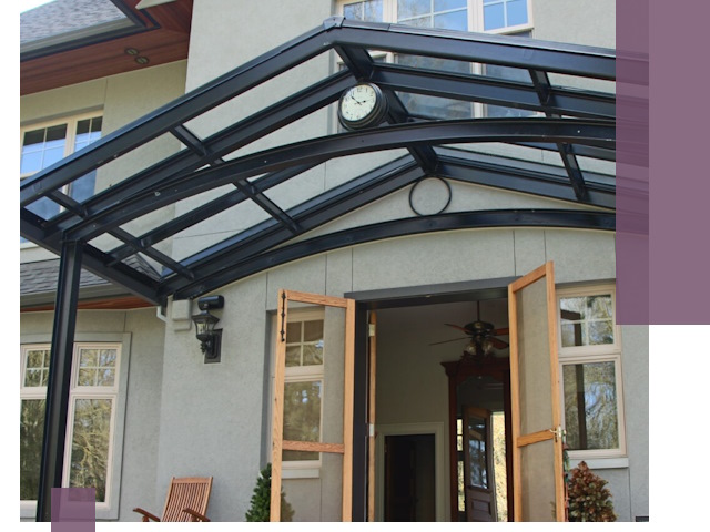 Изготовление и монтаж навесов и козырьков в Выборге