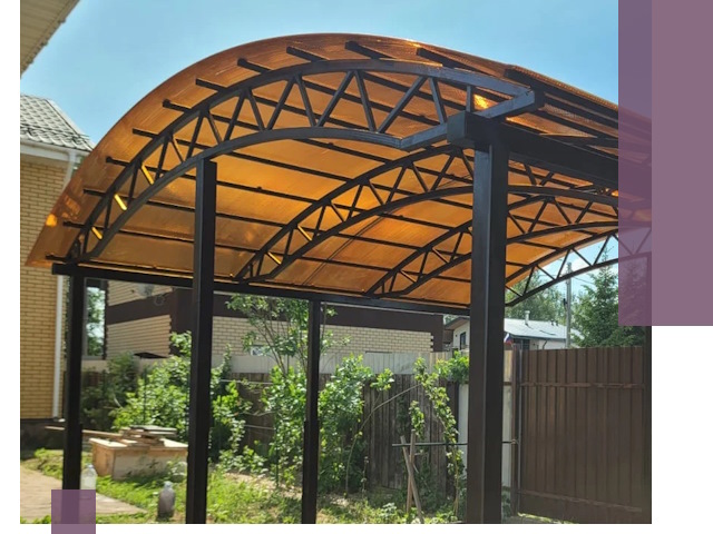 Изготовление навесов под ключ в Выборге из качественных материалов