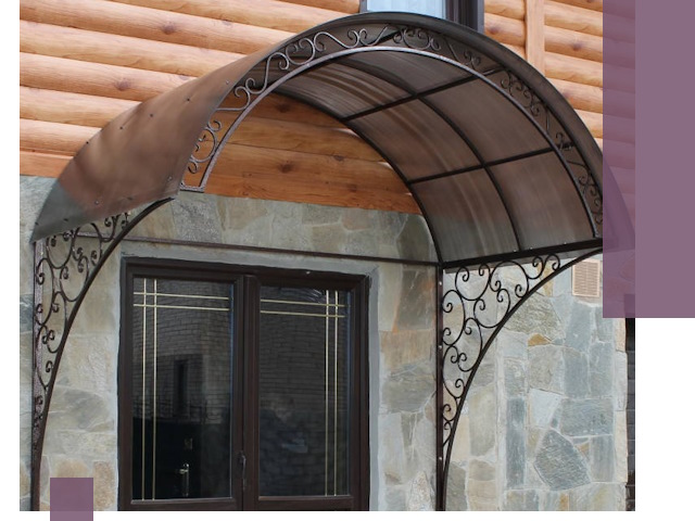 Арочные козырьки под ключ в Выборге: изготовление и монтаж