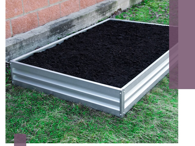 Металлические бордюры для грядок в Выборге: прочность и аккуратность