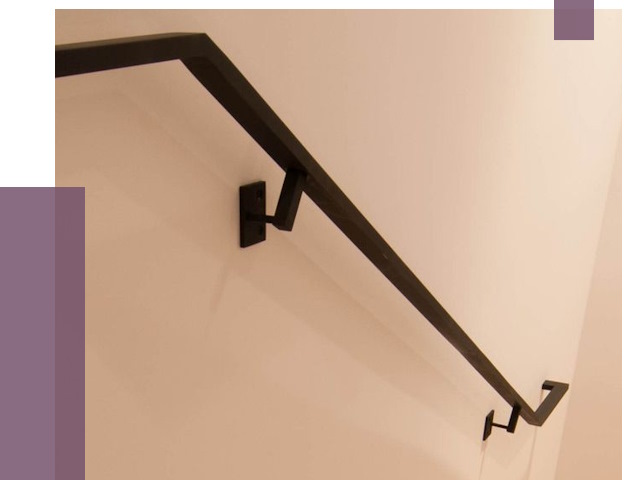 Монтаж пристенных поручней в Выборге от 3577 руб. 