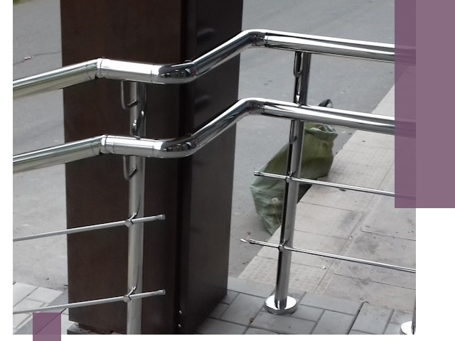 Монтаж поручней из нержавеющей стали в Выборге качественно и быстро